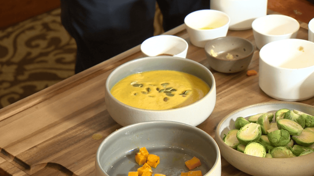 Simply Delicious Thanksgiving Edition with Chef Paul from Royal York Hotel