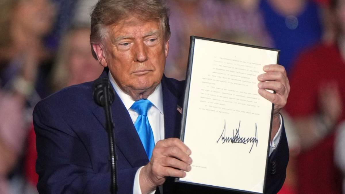 Trump signs order allowing for wider use of dyed diesel amid soaring prices