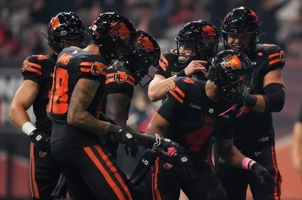 Lions clinch playoff spot with win over Redblacks