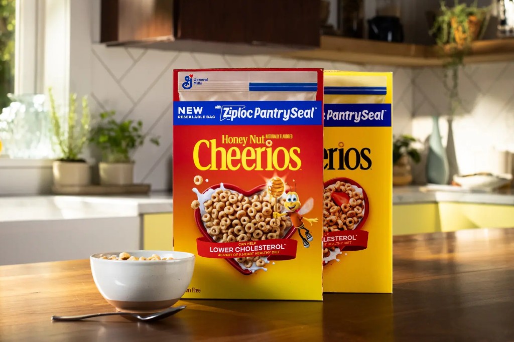 Cheerios вече пуска затварящи се торбички в кутиите си със зърнени храни