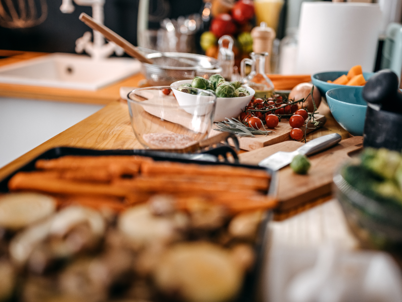 The Curator: Hosting this holiday season? These cookware sets are worth the upgrade