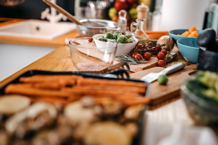 The Curator: Hosting this holiday season? These cookware sets are worth the upgrade