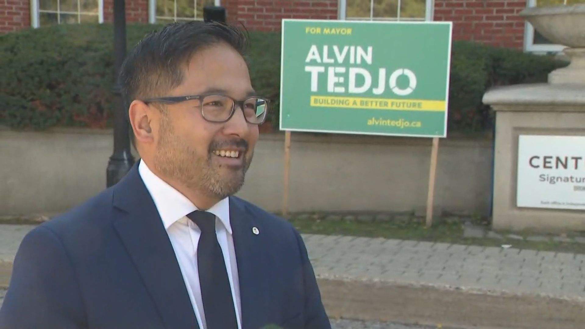 Alvin Tedjo projected to win Mississauga mayoral race, defeating Parrish and Crombie